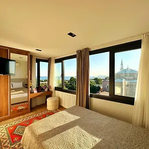 https://sultan-pier-hotel.istanbul-turkeyhotels.com